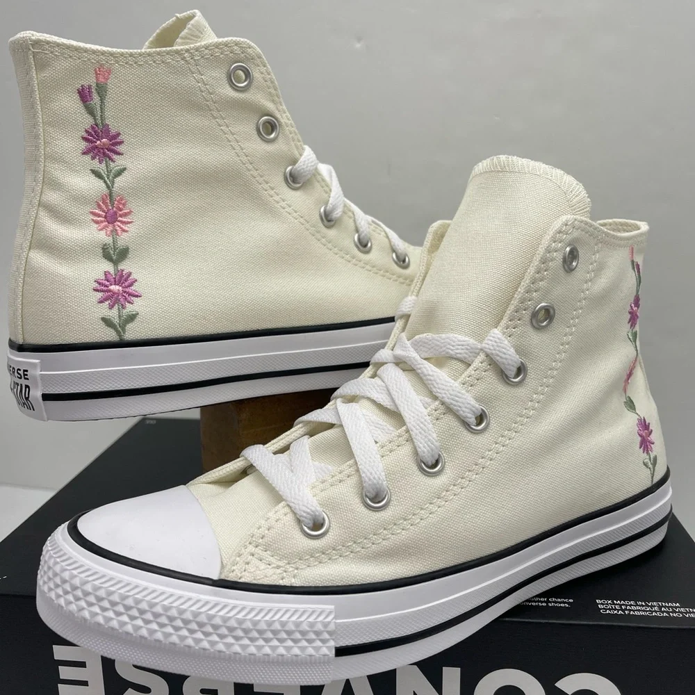 Converse WMNS High-Tops Pink Floral
CTAS HI
CORE FAT JELLYEIGH JITTER Sneakers - Picture 8 of 16